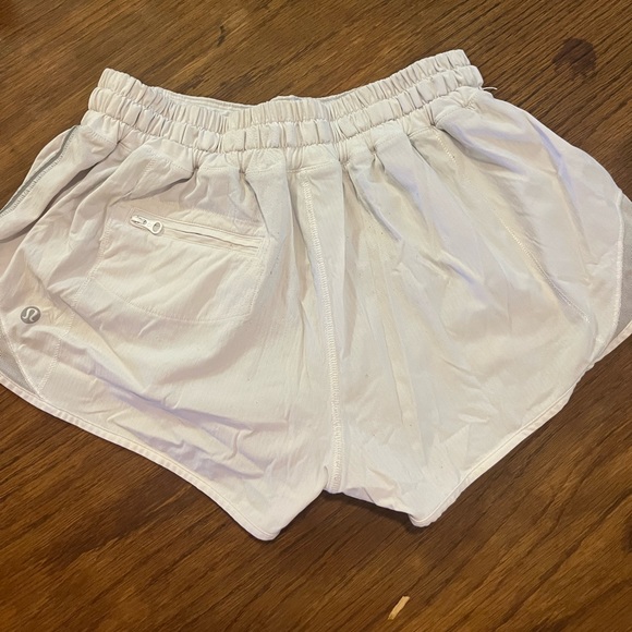 Lululemon shorts - Picture 2 of 4
